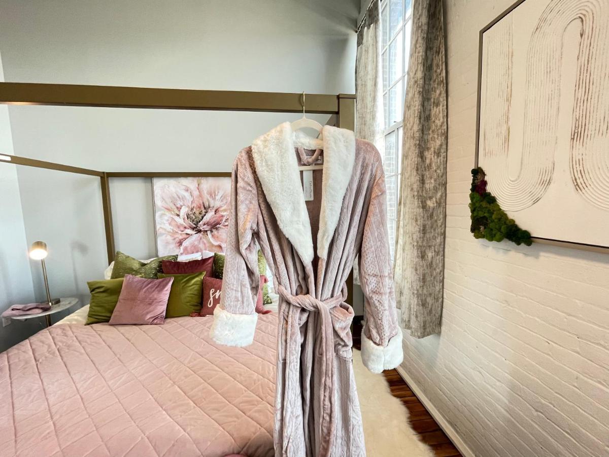 2Br 2Br Le Chateau 505 Lux Penthouse In A Historic Building Utica Εξωτερικό φωτογραφία